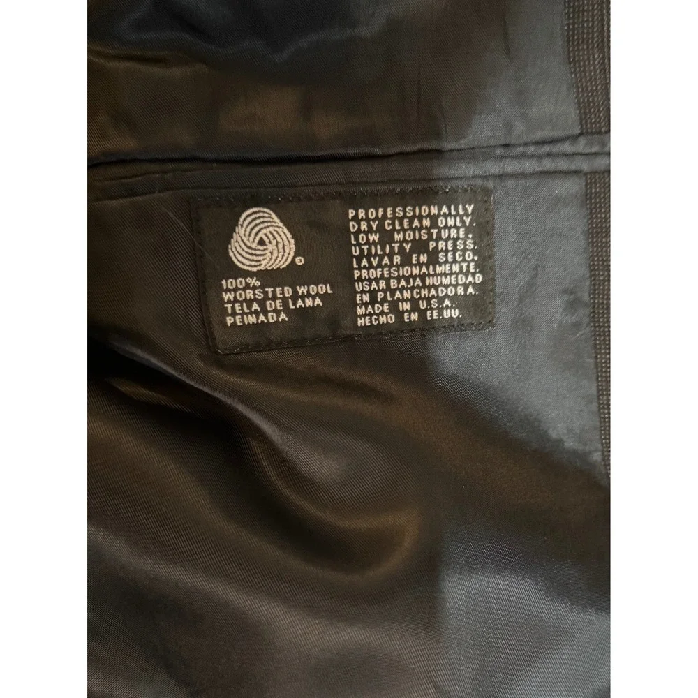 Stafford Executive Blazer Sport Coat 100% Wool Two Button Closure 44R‎